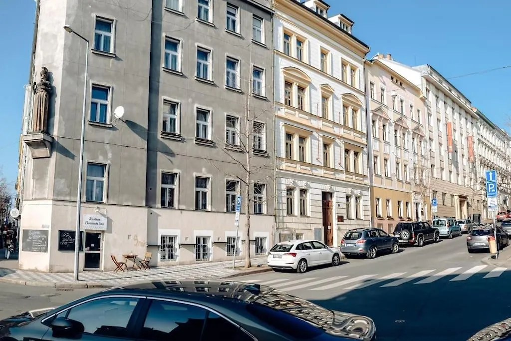 Apartmán Cavallo Romantic Rooftop L Studio City Center Praha 0*,