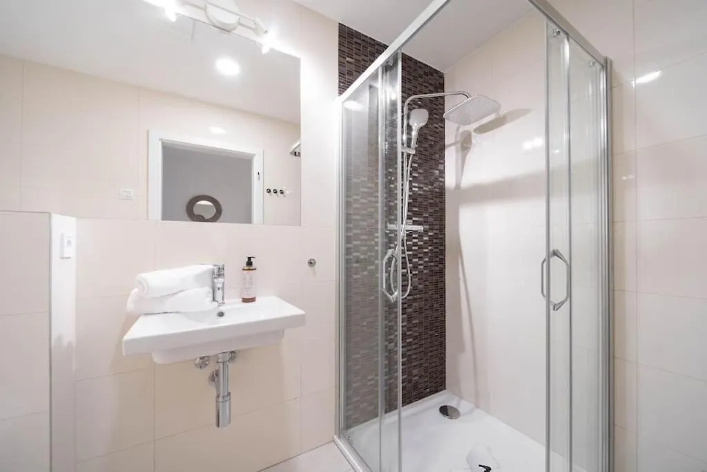 Cavallo Romantic Rooftop L Studio City Center Apartment Prague
